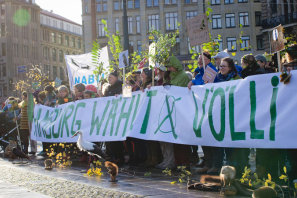 Der Vollhöfner Wald auf dem Rathausmarkt - Foto: NABU/Thomas Dröse