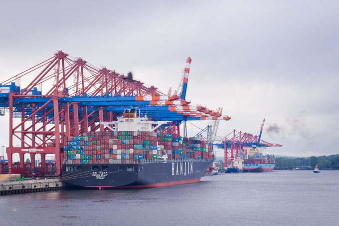 Erfolg für Mensch und Natur: Hamburg will mehr Landstromanschlüsse im Hafen schaffen, u.a. am Eurogate Container Terminal - Foto: Thomas Dröse